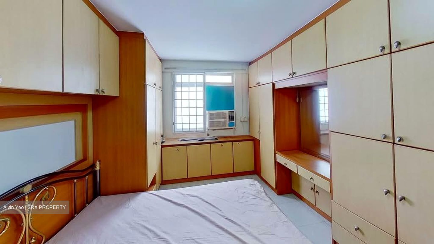 Blk 97 Crescent View (Queenstown), HDB 3 Rooms #558741011